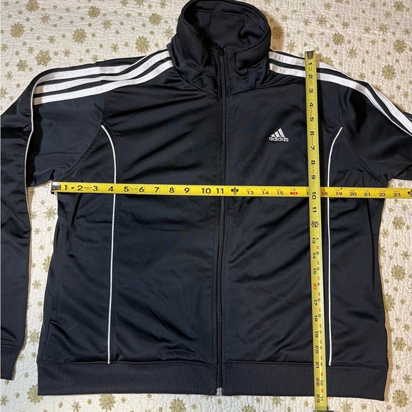 Adidas women’s jacket size L - Picture 2 of 6